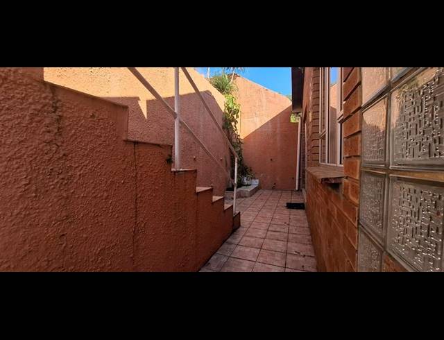4 BEDROOM HOUSE FOR SALE IN FOREST HAVEN